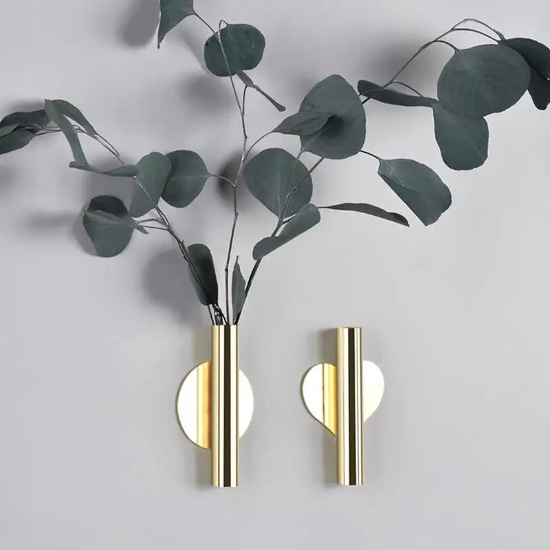 Vase à fleurs mural