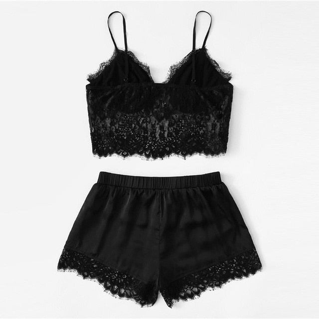 Ensemble de nuit en dentelle