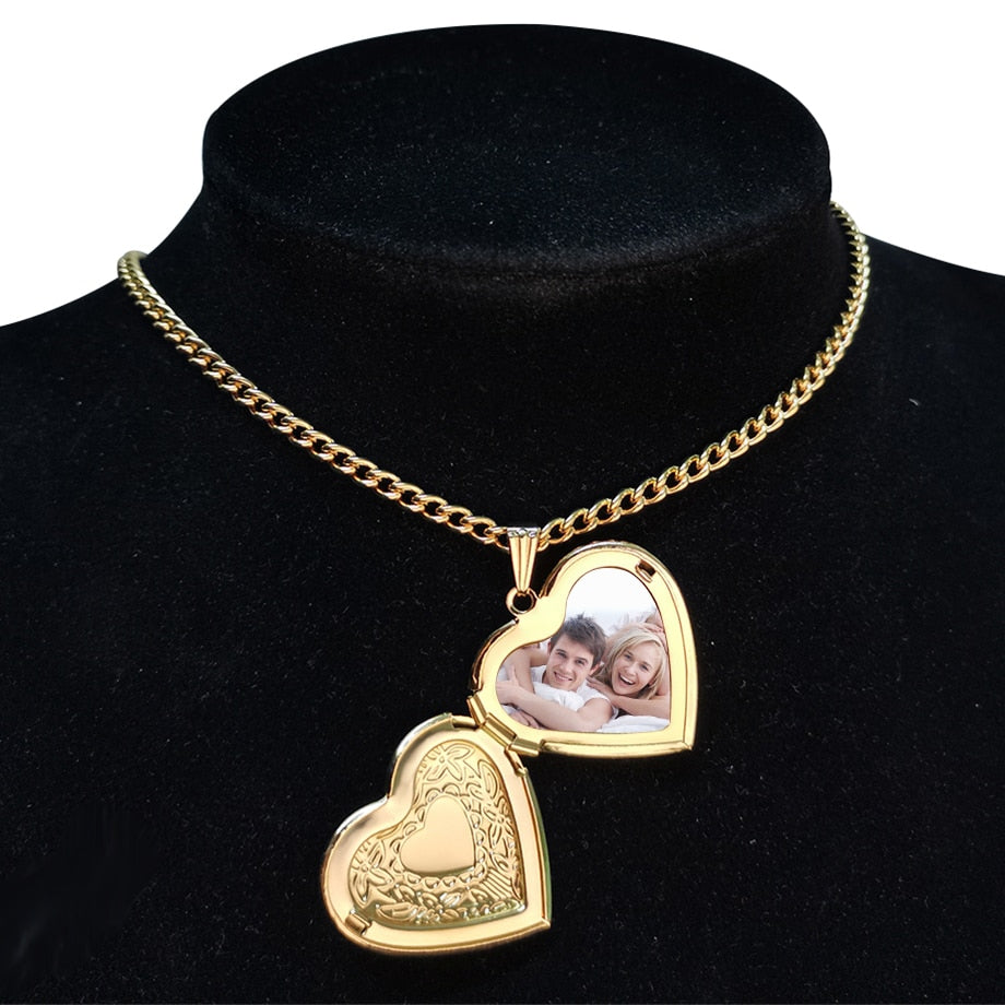 Collier médaillon coeur