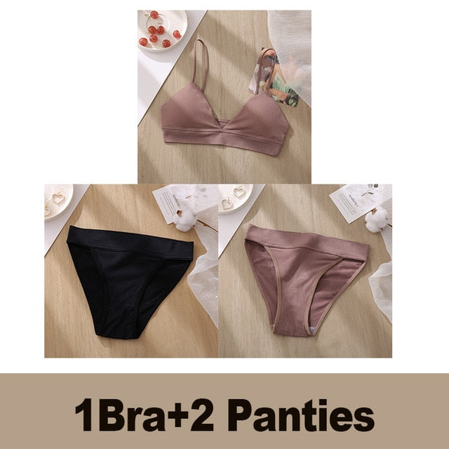 Ensemble de sous-vêtements (1 soutien-gorge et 2 culottes)