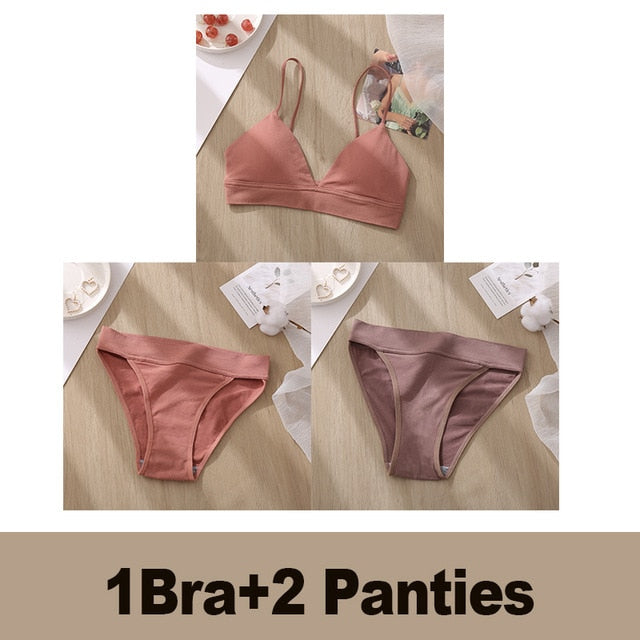 Ensemble de sous-vêtements (1 soutien-gorge et 2 culottes)