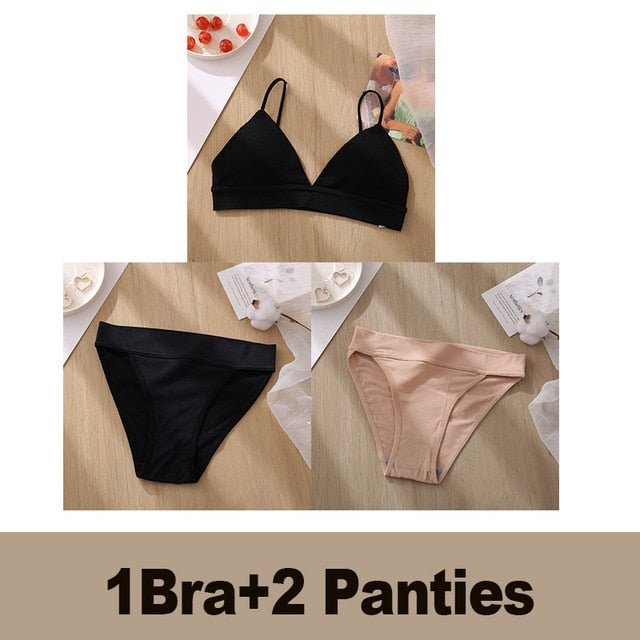 Ensemble de sous-vêtements (1 soutien-gorge et 2 culottes)