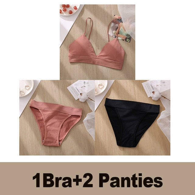 Ensemble de sous-vêtements (1 soutien-gorge et 2 culottes)