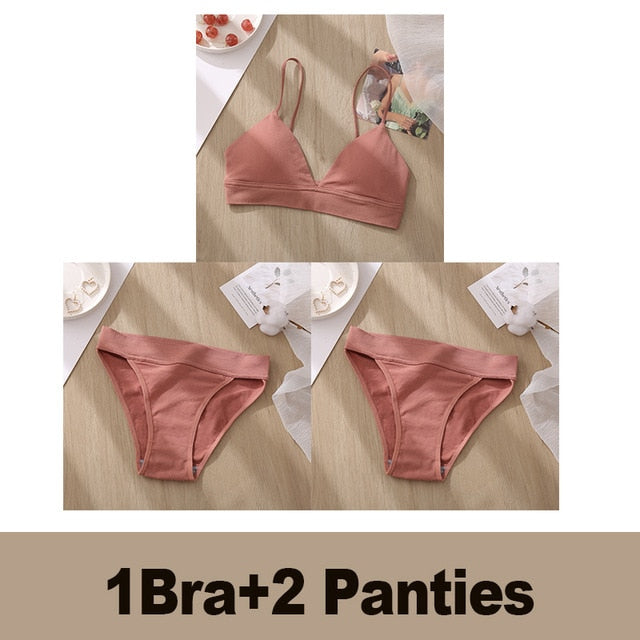 Ensemble de sous-vêtements (1 soutien-gorge et 2 culottes)
