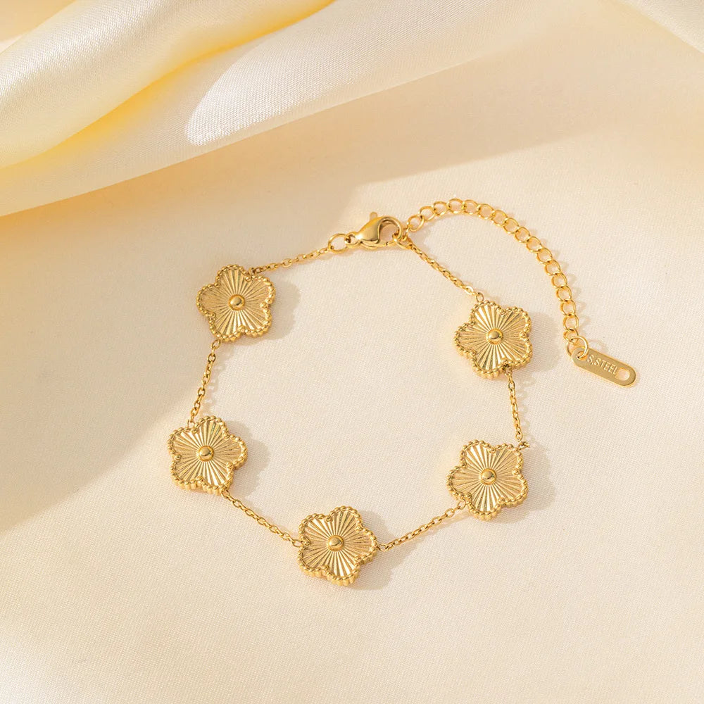 Clover Leaf Bracelet